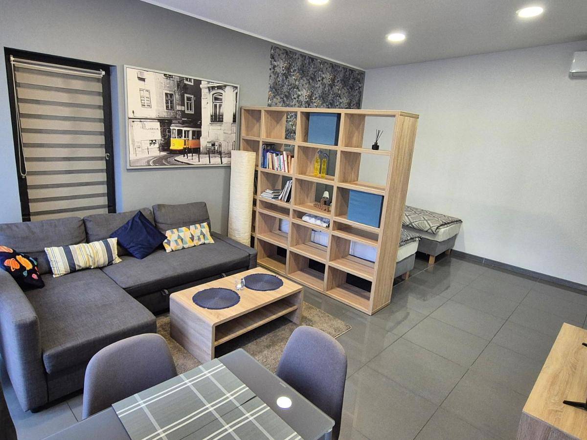 Cały apartament, Intermo in Świętochłowice, Śląsk