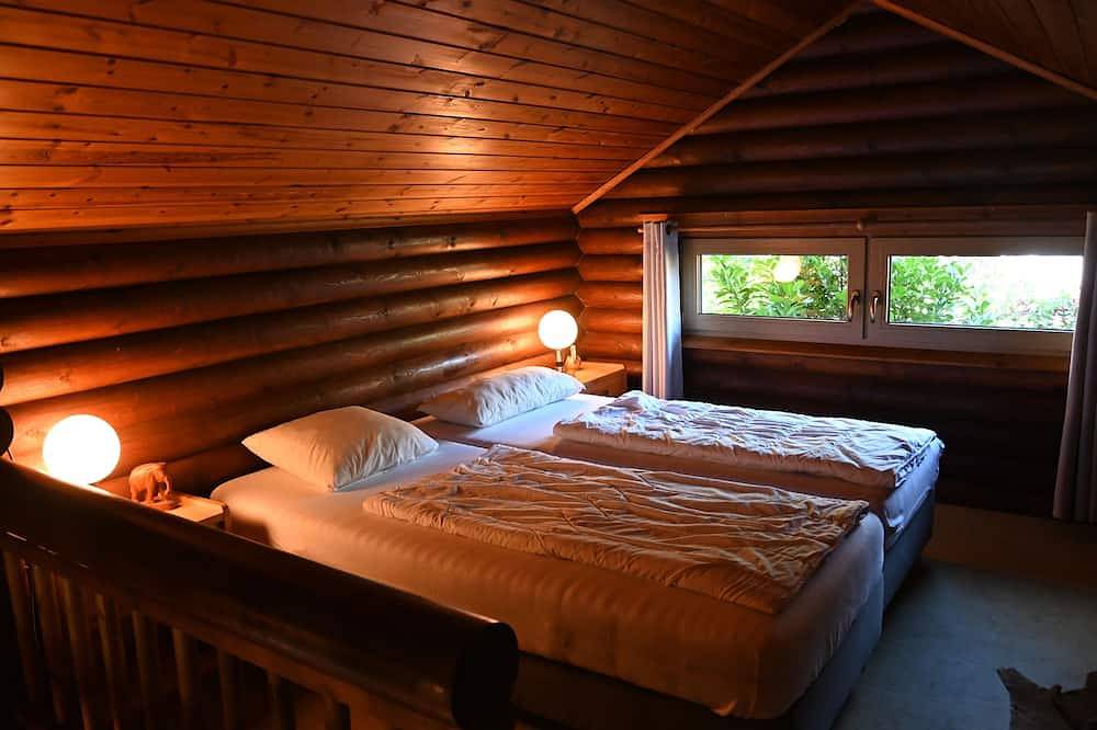Gemütliche Jachtchalet mit Sauna mitten mitten in der Natur! in Bromskirchen, Waldecker Land