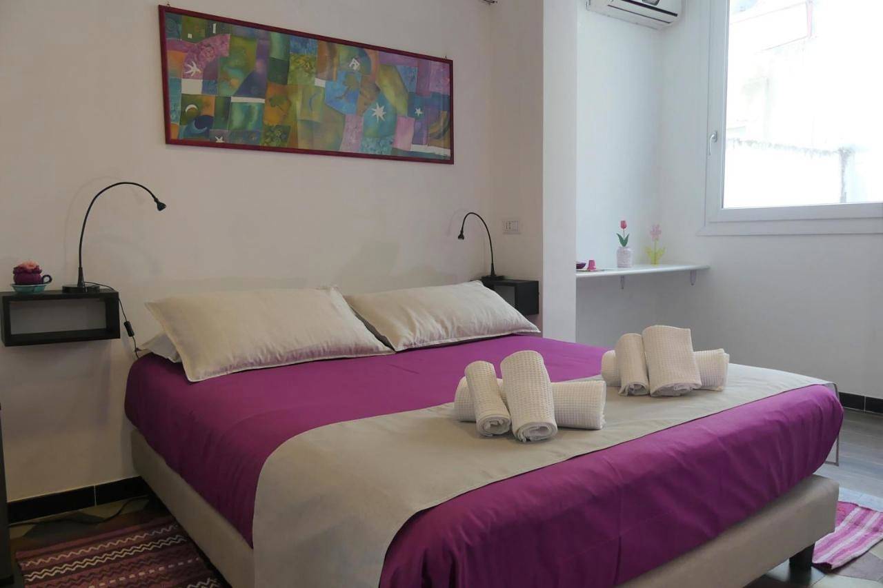 Double Room with Private External Bathroom in Bonaria, Cagliari