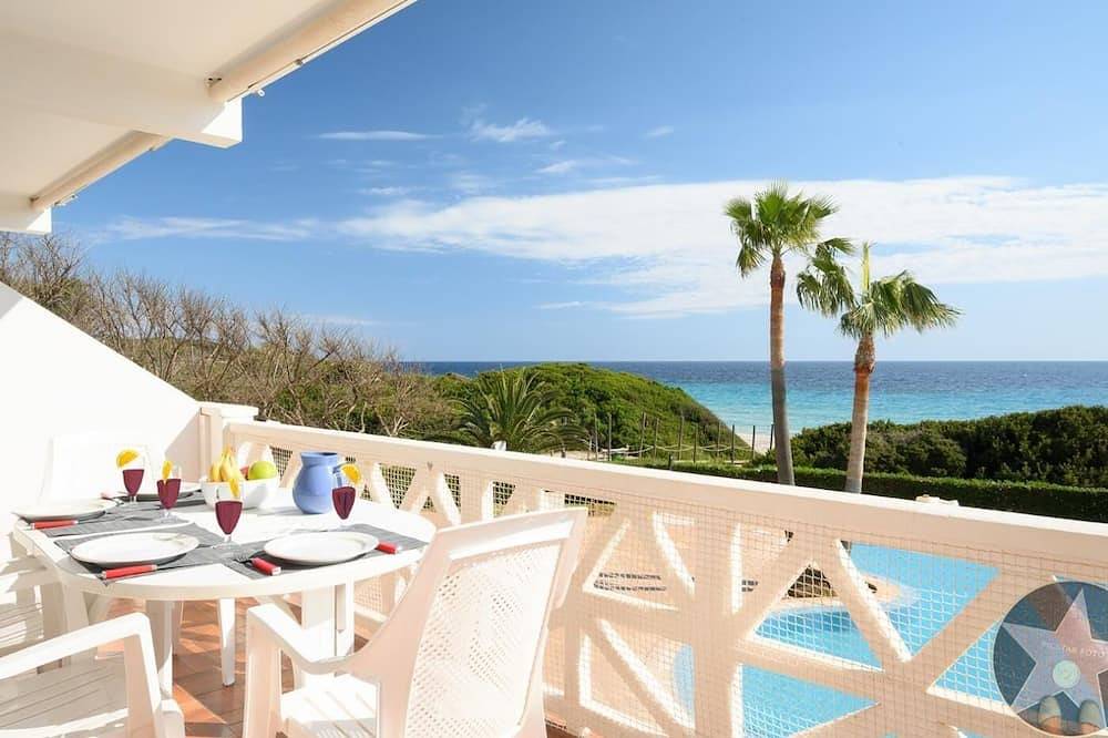 Entire apartment, Apartment 5 In front of the sea in Santo Tomas, Es Migjorn Gran