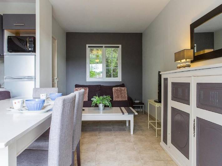 Location de vacances pour 6 personnes, avec piscine et terrasse, animaux acceptés à La Bastide-Clairence - 4