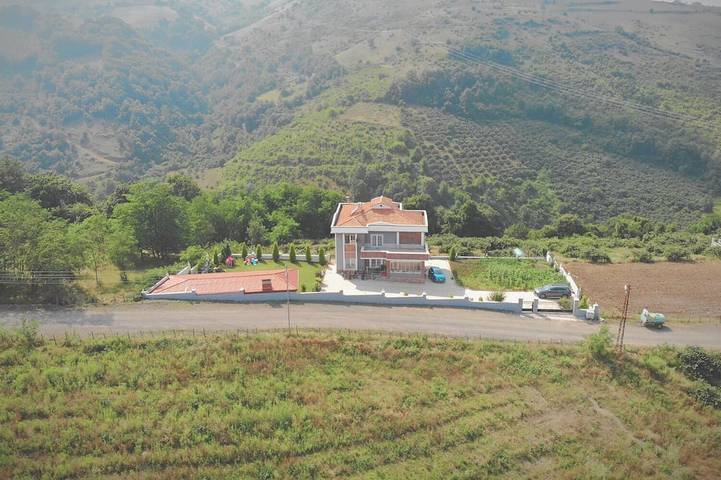 Villa für 60 Personen, mit Haustier - 1