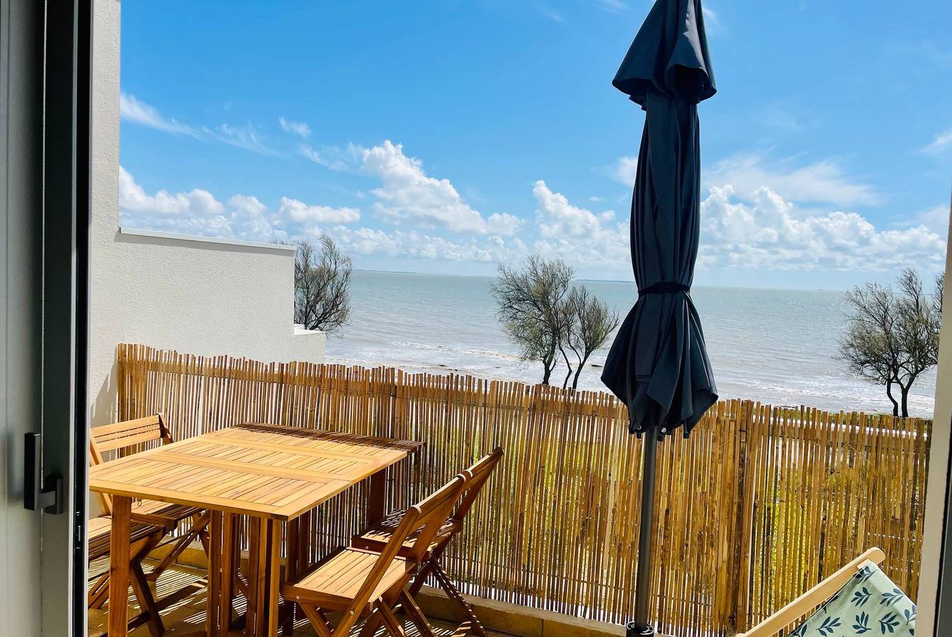 Appartement entier, La Canopée - Beau T3 Vue Mer Imprenable  in La Rochelle, Région de La Rochelle