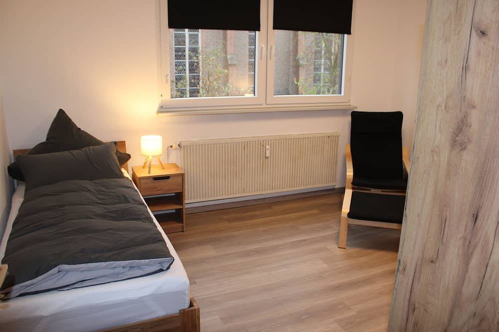 Ganze Wohnung, Gemütliche Ferienwohnung mit Balkon in Oberhausen und guter Verkehrsanbindung in Oberhausen, Ruhrgebiet