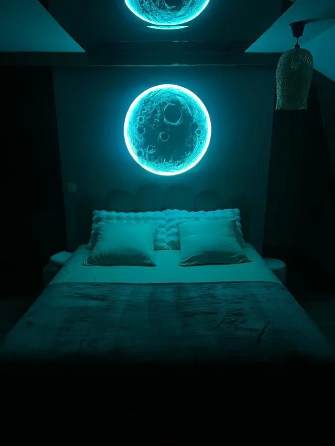 Apartamento de vacaciones para 2 personas, con terraza además de jardín y jacuzzi - 1