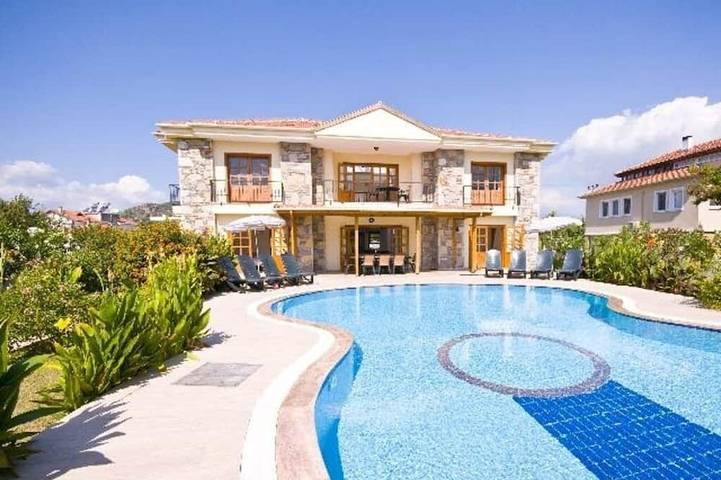 Villa für 10 Personen, mit Garten - 1