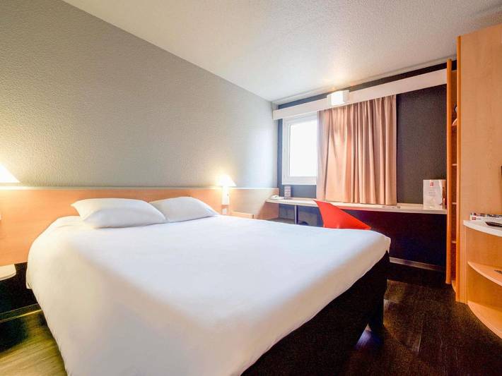 Hôtel pour 2 personnes, avec jardin, animaux acceptés à Lons - 2
