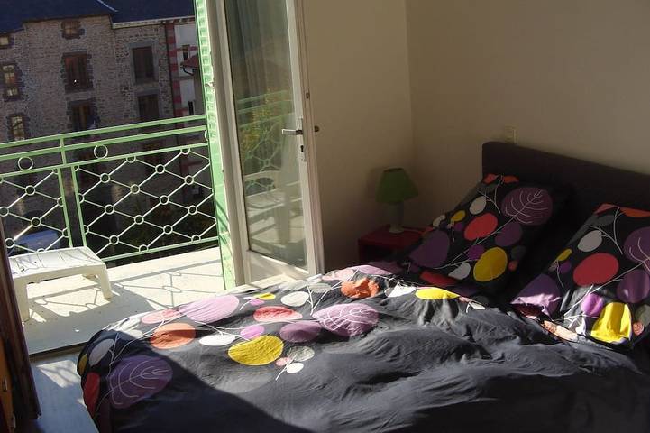 Gîte pour 5 personnes, avec jardin à Massiac - 2