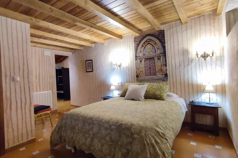 Riópar. Dentro del Parque Natural del Río Mundo. Casa de 5 Dorm 3 Baños. Ideal in Riopar (rio Mundo), Riópar