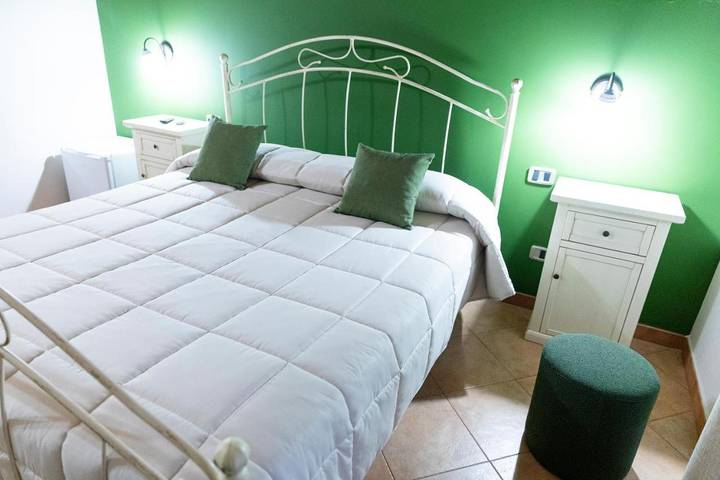 Chambre d’hôte pour 3 personnes, avec terrasse ainsi que jardin et vue à Giarre - 2