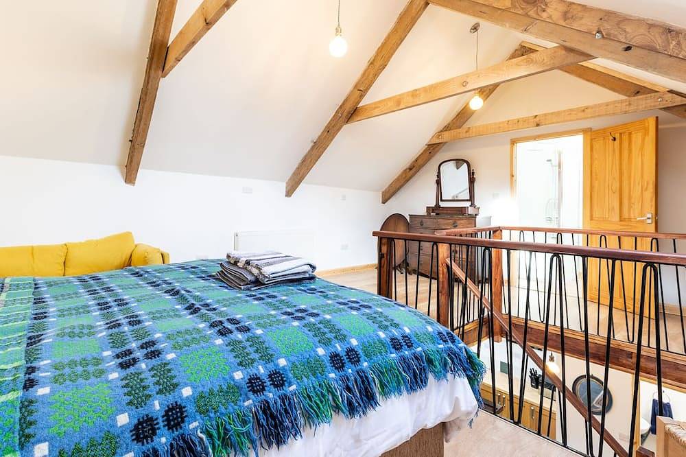 Peacefull Farm Getaway For Two in Pembrokeshire
