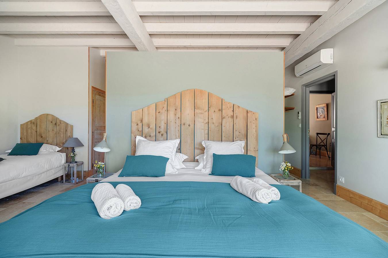 Chambre d’hôtes « Les Bons Enfants » avec piscine partagée, Wi-Fi et climatisation in Verfeil, Toulouse et ses environs