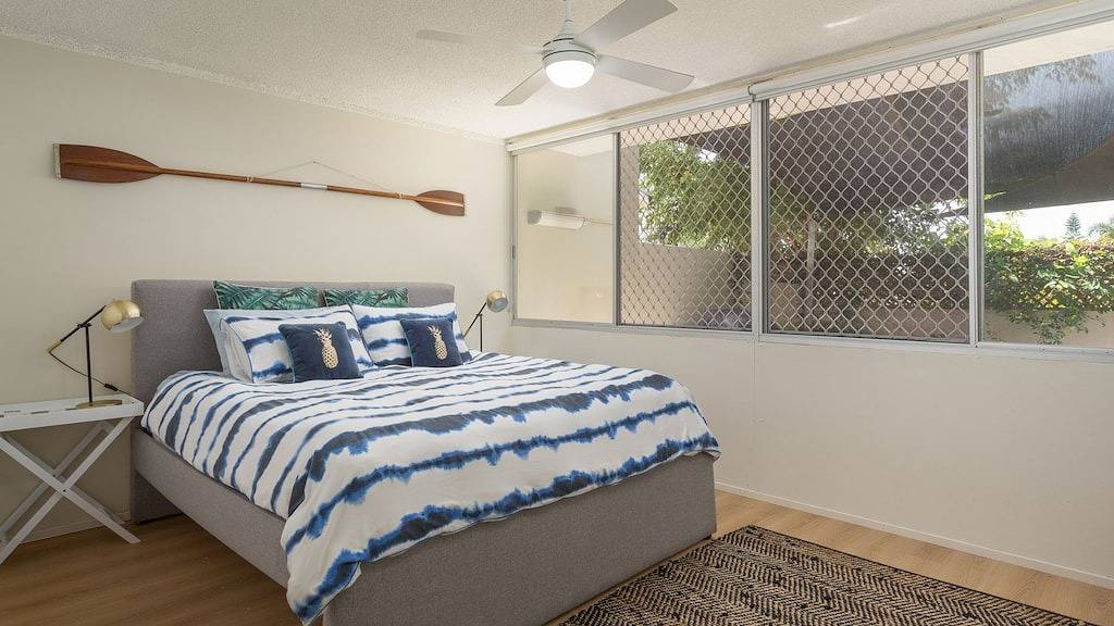 Ganze Wohnung, Burleigh Beach Pad 100 m vom Strand entfernt - atemberaubend in Burleigh Heads, Queensland