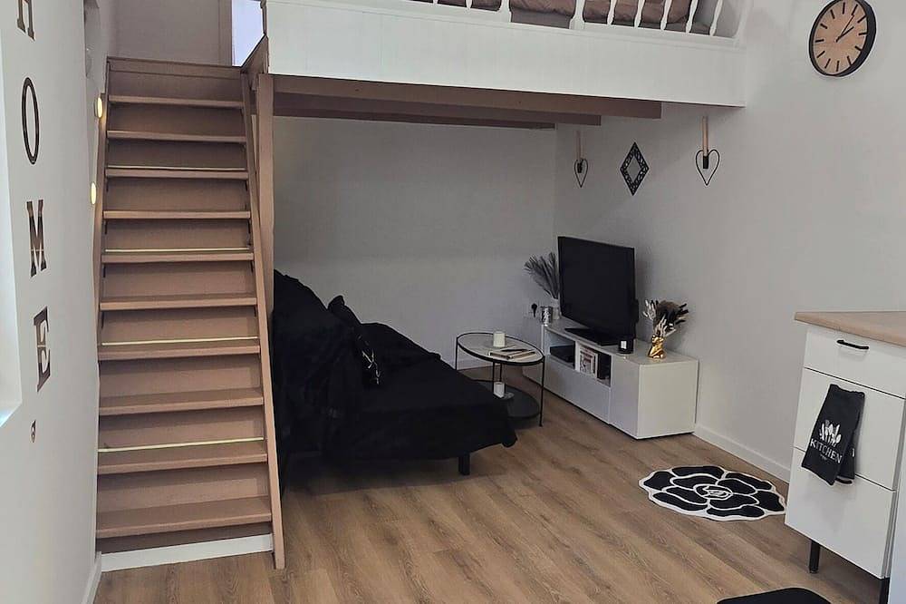 Entire apartment, Sweet Escape. T1 Bis Romantic in Bourg-lès-Valence, Valence region
