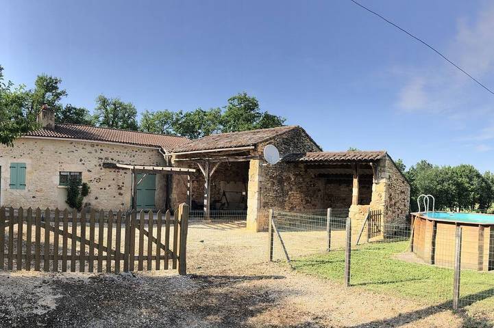 Location de vacances pour 4 personnes, avec Terrasse et Jardin à Cuzorn