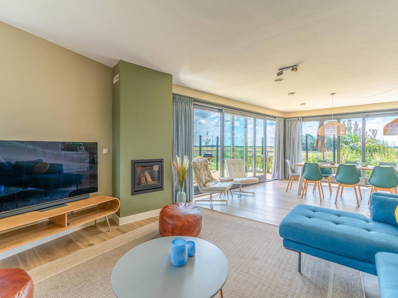 Moderne, luxuriöse und nachhaltige Naturvilla mit Whirlpool und Blick auf Texel in De Waal, Westfriesische Inseln