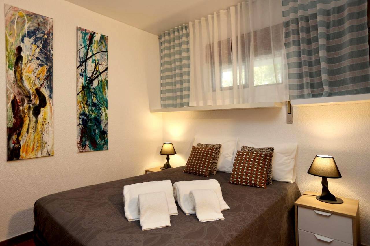 Apartamento inteiro, Like-home-T1 Apt-Sea View, near the beach in Carcavelos e Parede, Costa de Lisboa