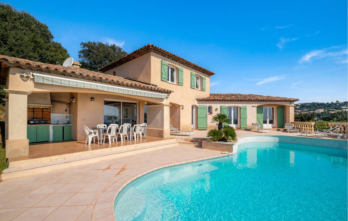 Appartement am Strand mit Pool und Parkplatz in Cavalaire-sur-Mer, Mittelmeerküste (Frankreich)