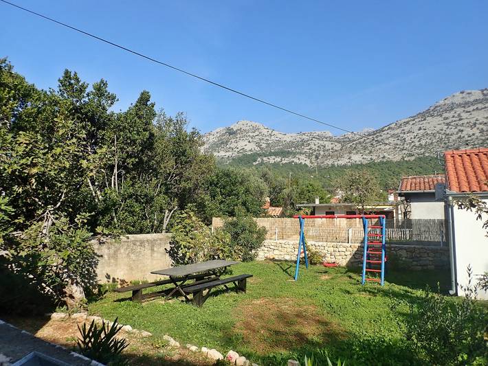 Ferienhaus für 5 Personen, mit Terrasse in Starigrad Paklenica - 2