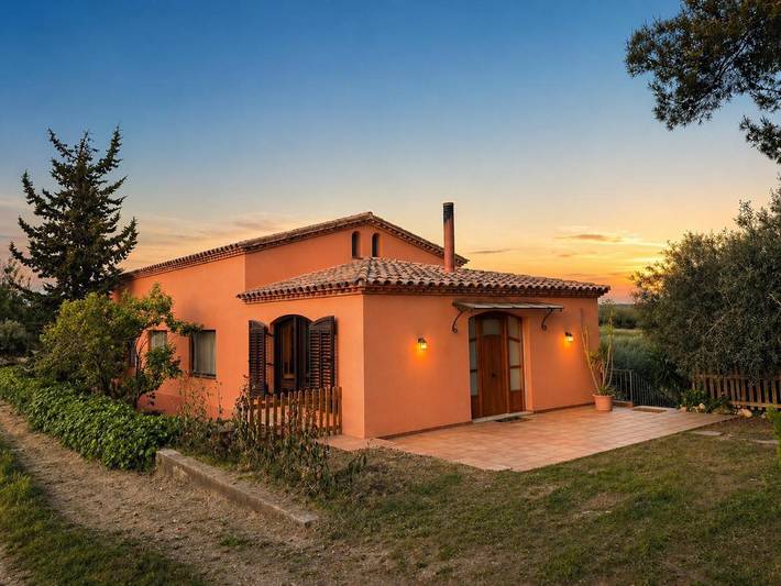 Casa rural para 22 personas, con Terraza además de Jardín y Vistas en Castellví de la Marca