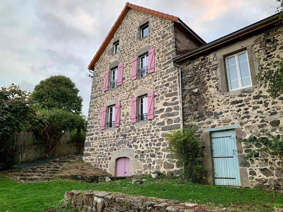 Gîte Les Ferrandaises - Puy de Dôme - Massif du Sancy in Saurier, Parc naturel régional des Volcans d'Auvergne