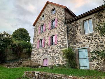 Gîte pour 8 personnes, avec vue et jardin, animaux acceptés à Saurier