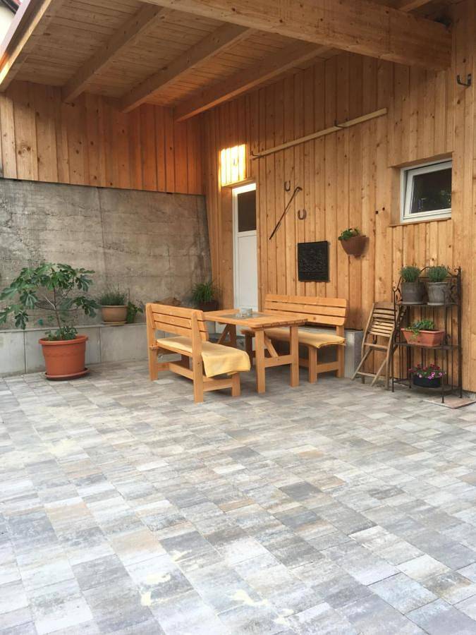 Ganze Wohnung, Three-Bedroom Apartment in Wiesent, Ostbayern