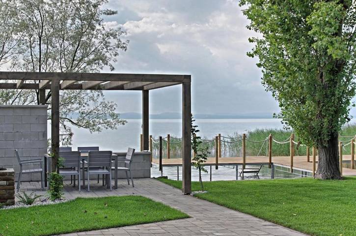 Ferienwohnung für 2 Personen, mit Ausblick und Terrasse sowie Garten und Seeblick, mit Haustier in Ungarn - 4