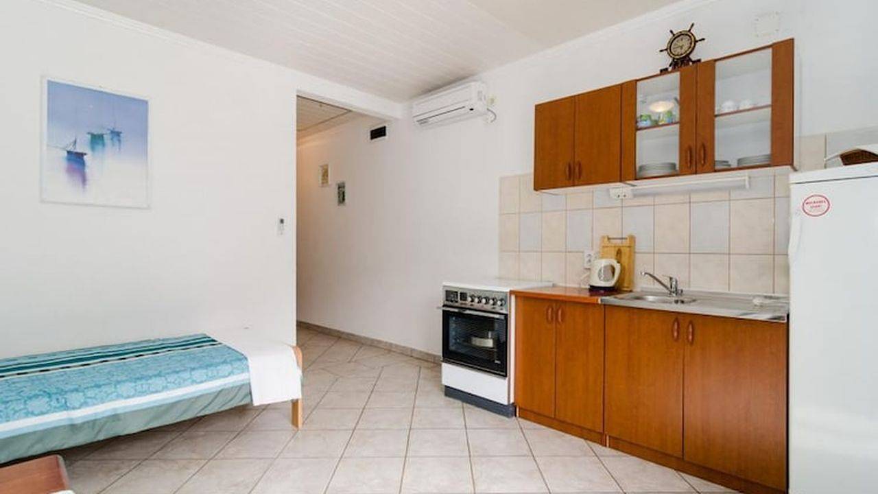 Ganze Ferienwohnung, Ferienwohnung für 5 Personen mit Balkon in Trpanj, Peljesac
