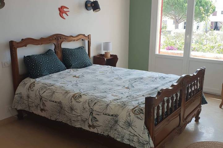 Location de vacances pour 10 personnes, avec jardin à Lunel - 2