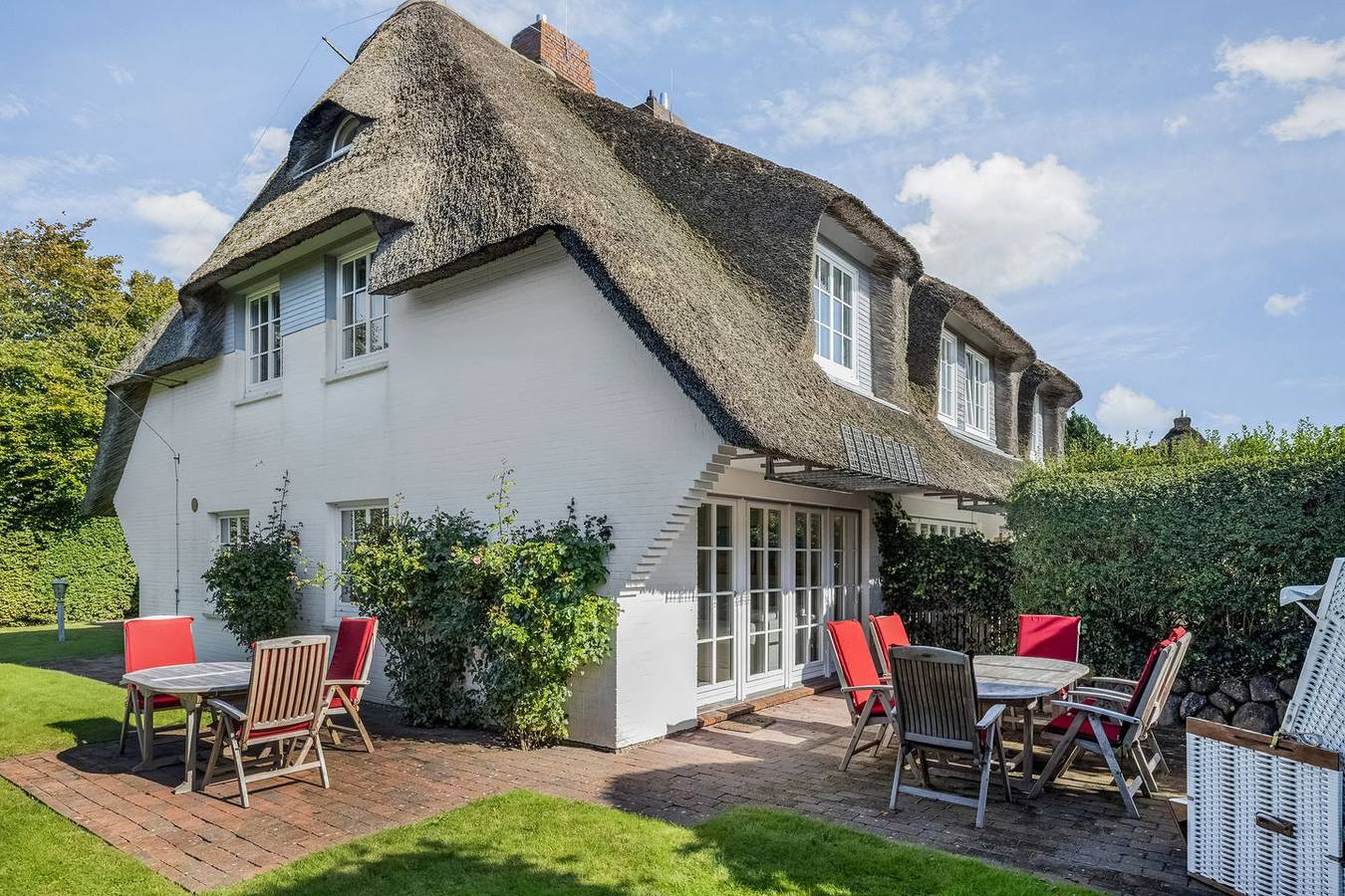 Ganze Wohnung, Fienchen - reetgedecktes Haus, schön gestalteter Garten im Südwestteil des Ortes in Keitum, Sylt (Gemeinde)