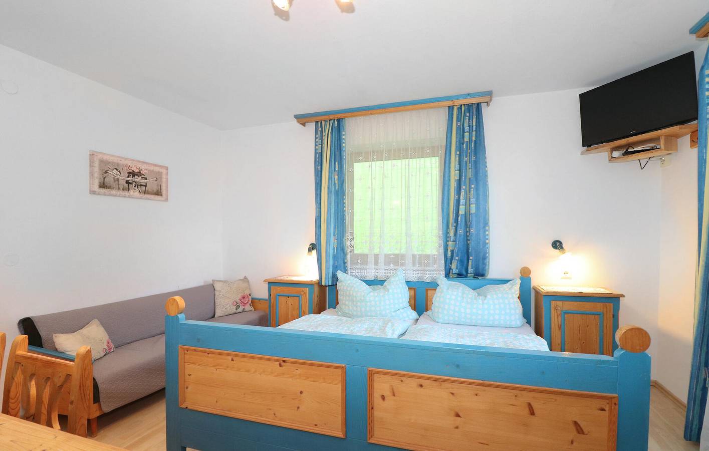 Ganze Ferienwohnung, Gemütliche Wohnung mit Terrasse & Parkplatz, Nähe Walchsee in Walchsee, Kaisergebirge