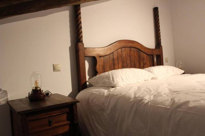 Apartamento de vacaciones para 8 personas, con balcón y jacuzzi en Provincia de Guadalajara - 4