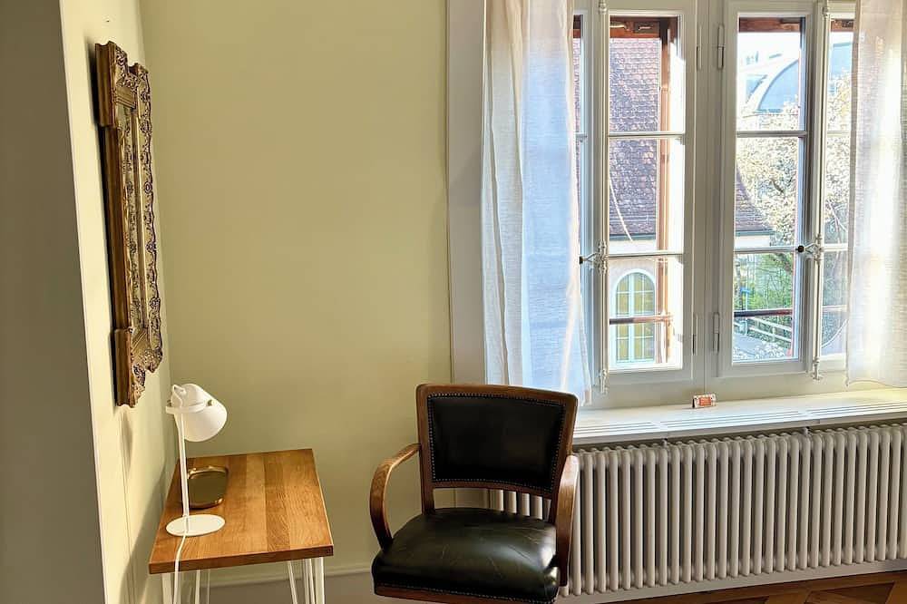 Ganze Wohnung, Charmante Wohnung in Jugendstilhaus in Bern in Bern, Berner Oberland