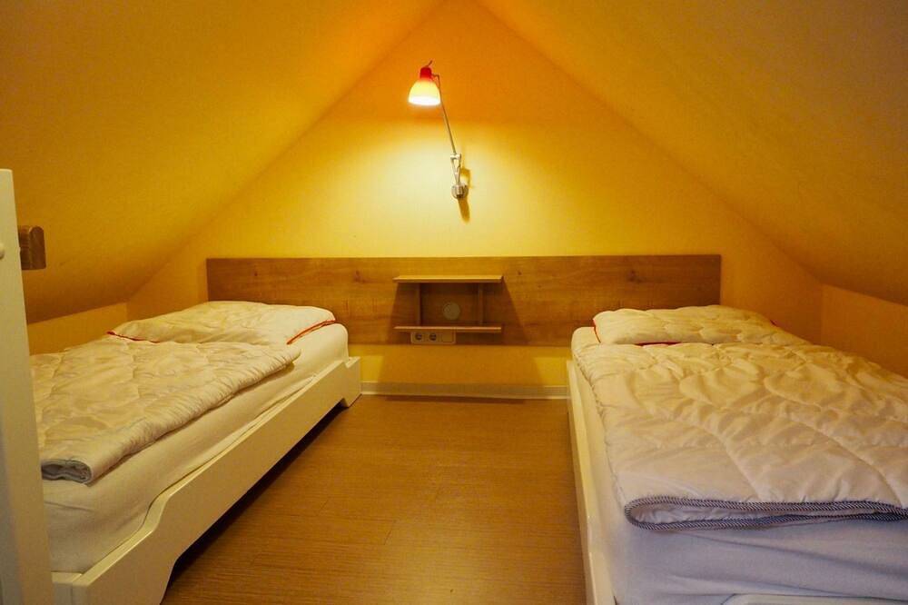 Ganze Wohnung, Maisonette  Seebrise mit Seeblick am Strand in Flessenow, Dobin am See
