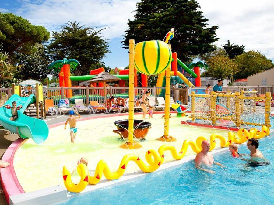 Camping Les Peupliers - Mobilheim 6 personen - Z - Mobilheim Familie Eco Clim 6 Personen in La Flotte, Ile de Re