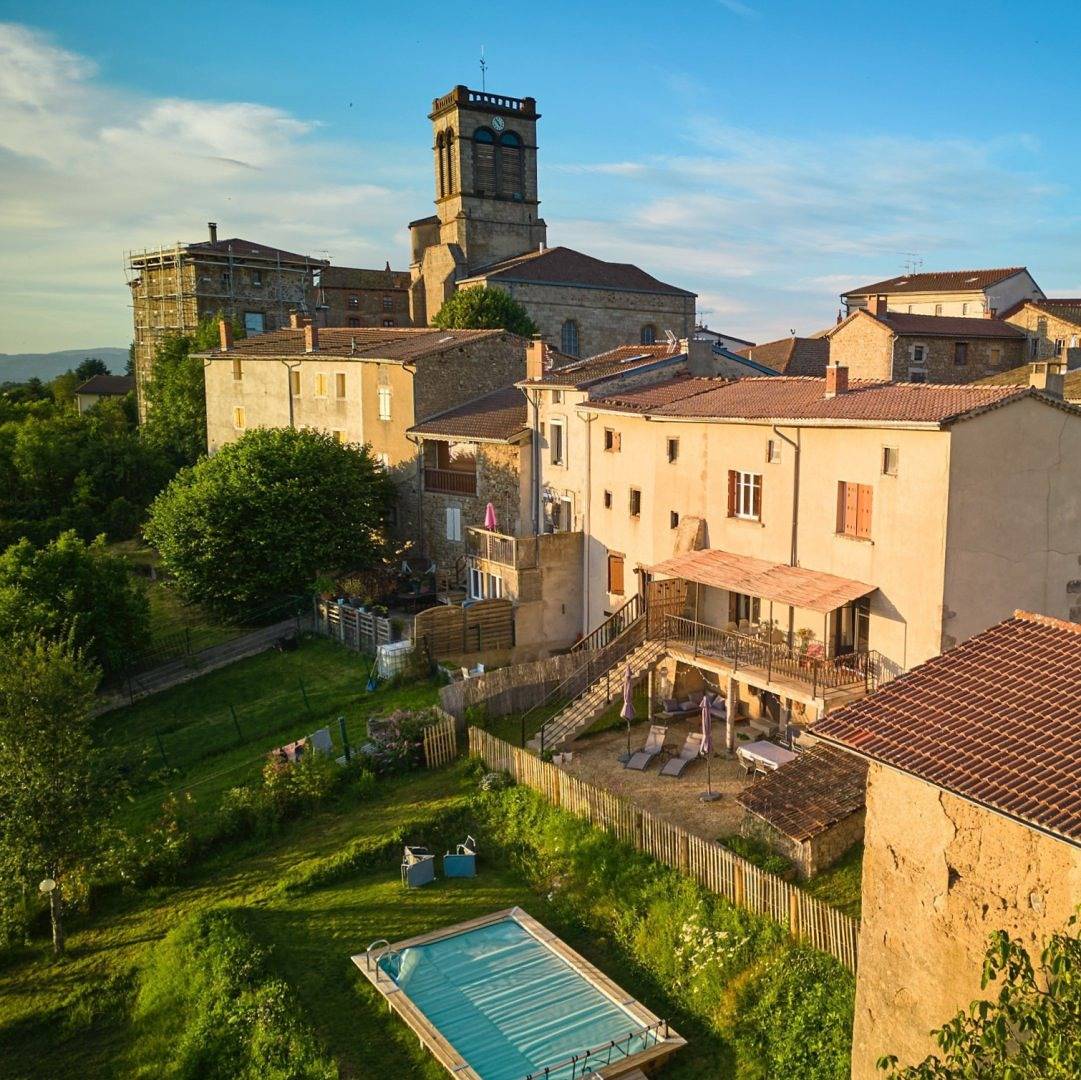 Gîte La Fiancée du Paresseux : prendre son temps en Auvergne in Tours-sur-Meymont, Parc Naturel Régional Livradois-Forez