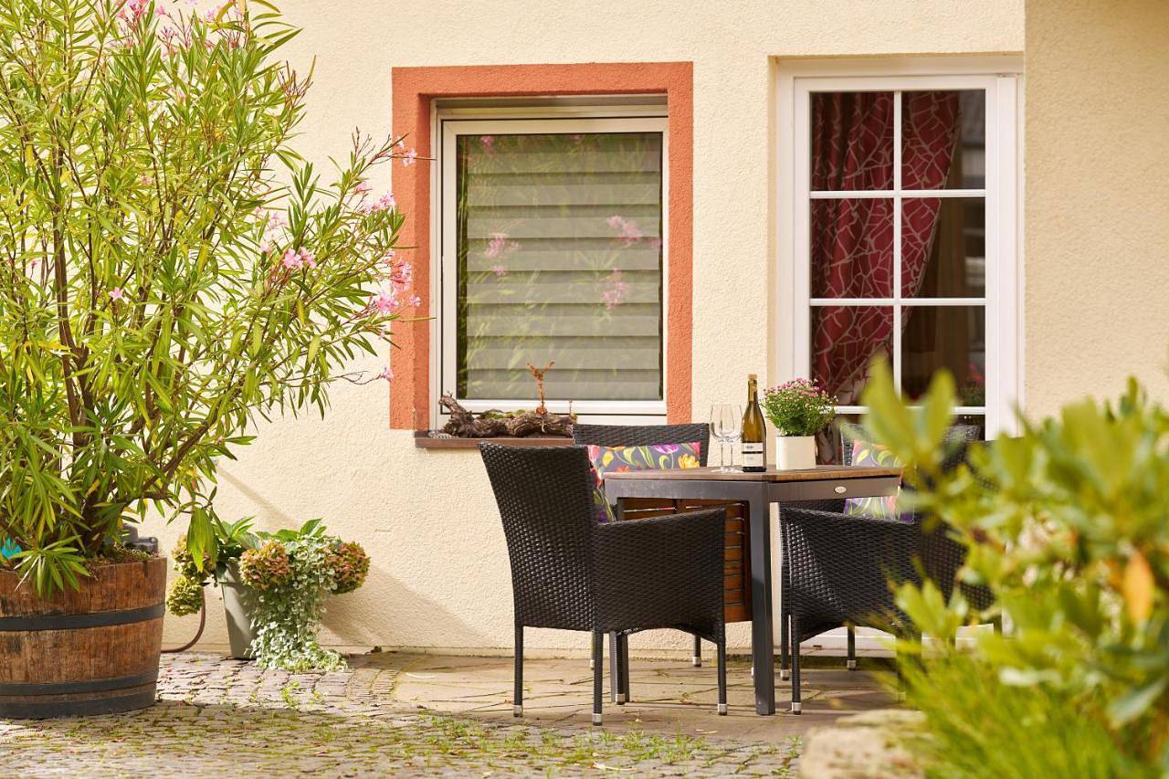 Ganze Wohnung, Ferienwohnungen Weingut und Vinothek Regnery in Klüsserath, Moseleifel
