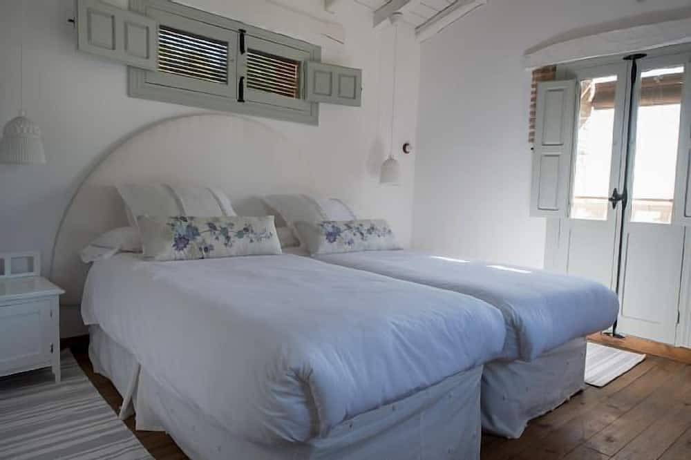 Self catering El Vergel de Chilla for 8 people in Candeleda, Valle del Tiétar