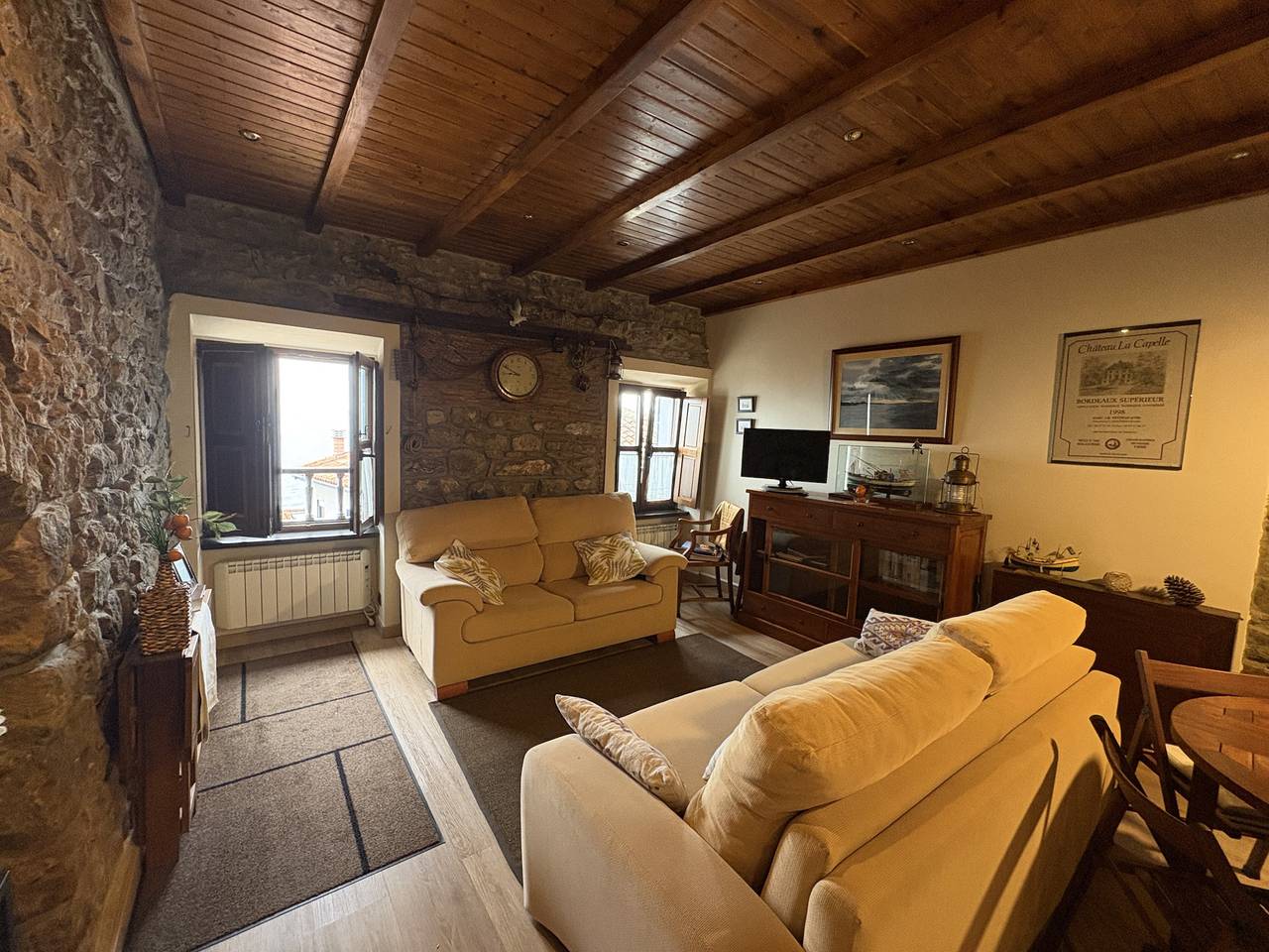 Apartamento entero, 14A10 Cau La Mar Apto en pleno casco historico in Lastres, Colunga