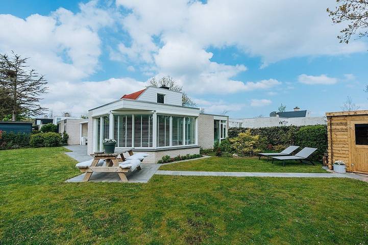 Ferienhaus für 6 Personen, mit Garten und Sauna