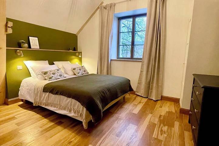 Chambre d’hôte pour 6 personnes, avec jardin et piscine à Yenne - 4