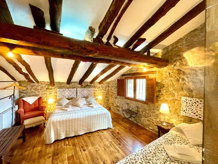 Chalet para 16 personas, Se admiten mascotas en Provincia de Teruel - 3