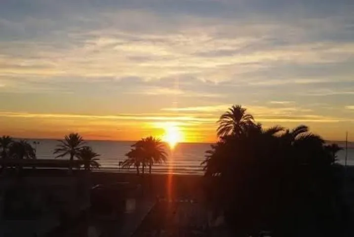 Apartamento de vacaciones para 4 personas, con terraza además de piscina para niños y vistas - 1