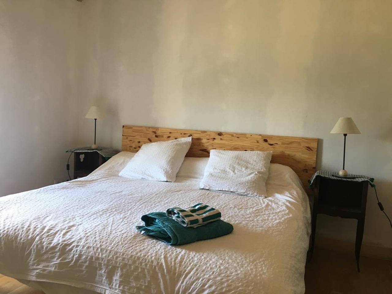 Casa espaciosa con vista a la montaña en Naucelles in Aurillac, Región de Aurillac