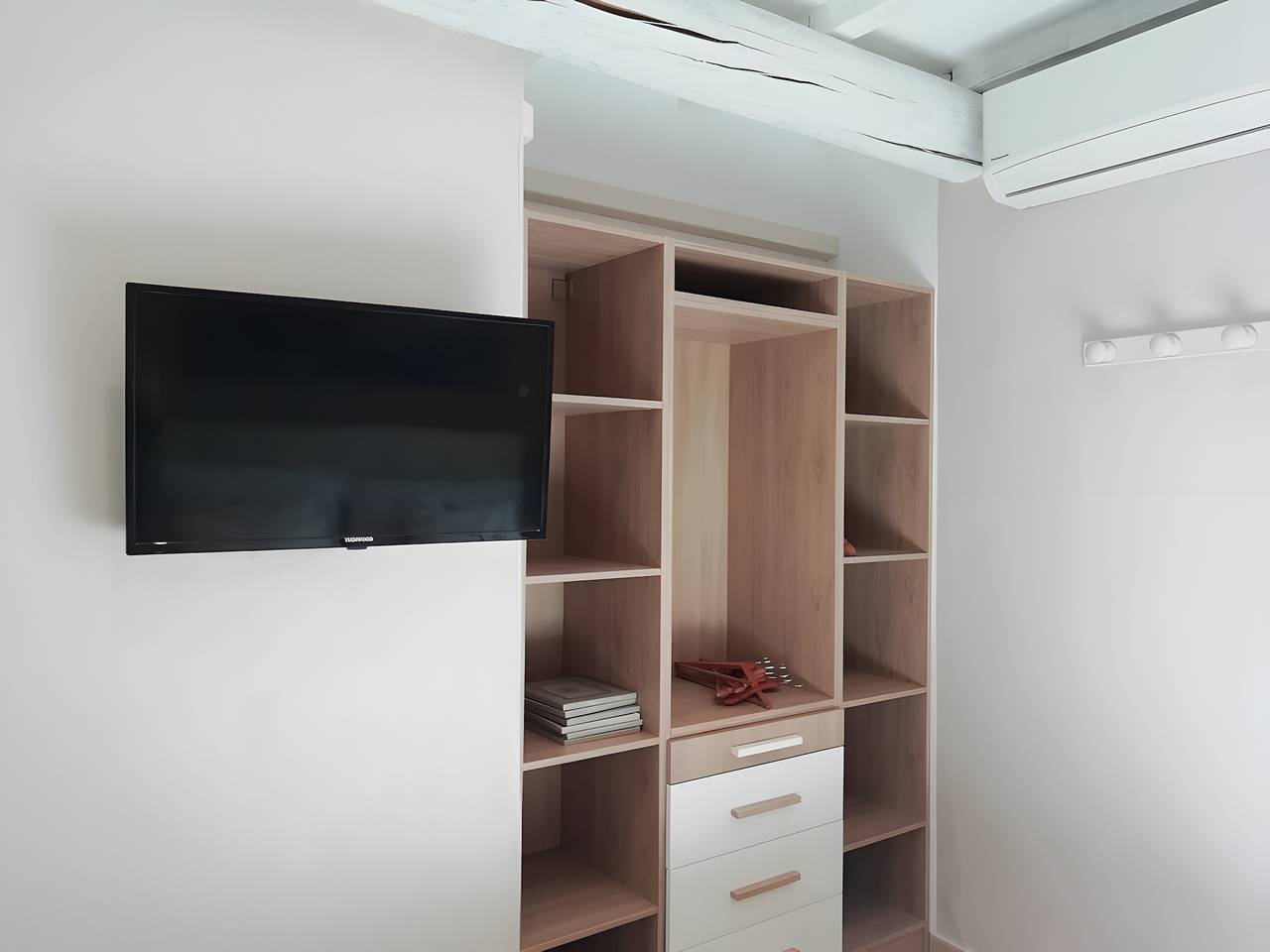 Maison de vacances « Gîte Giulia » avec piscine partagée, Wi-Fi et climatisation in Mouriès, Région d'Arles