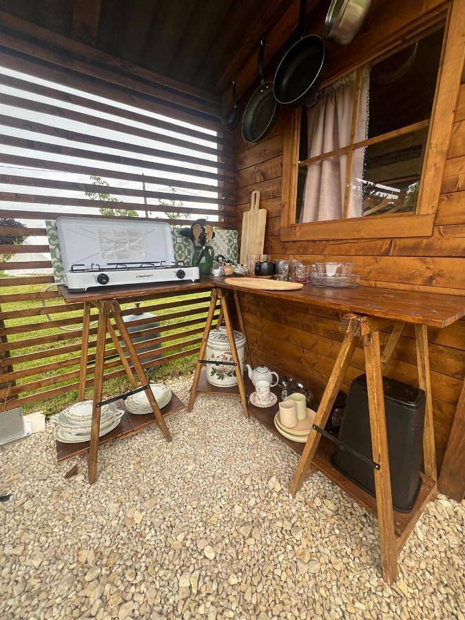 Location de vacances pour 4 personnes, avec vue et terrasse ainsi que jardin et piscine, animaux acceptés à Savigné - 3