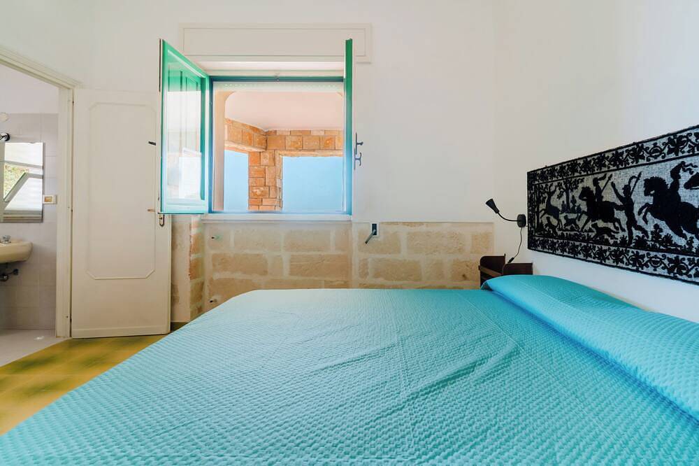 Entire apartment, Veranda sul Mare by Barbarhouse in Punta Prosciutto, Gulf of Taranto