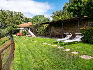 Agriturismo per 4 Persone in Comune di Dolcedo, Alpi Liguri, Foto 4
