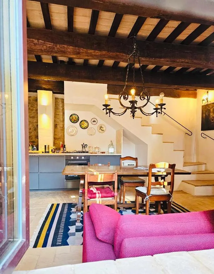Apartamento de vacaciones para 2 personas, con terraza además de vistas y jardín - 1